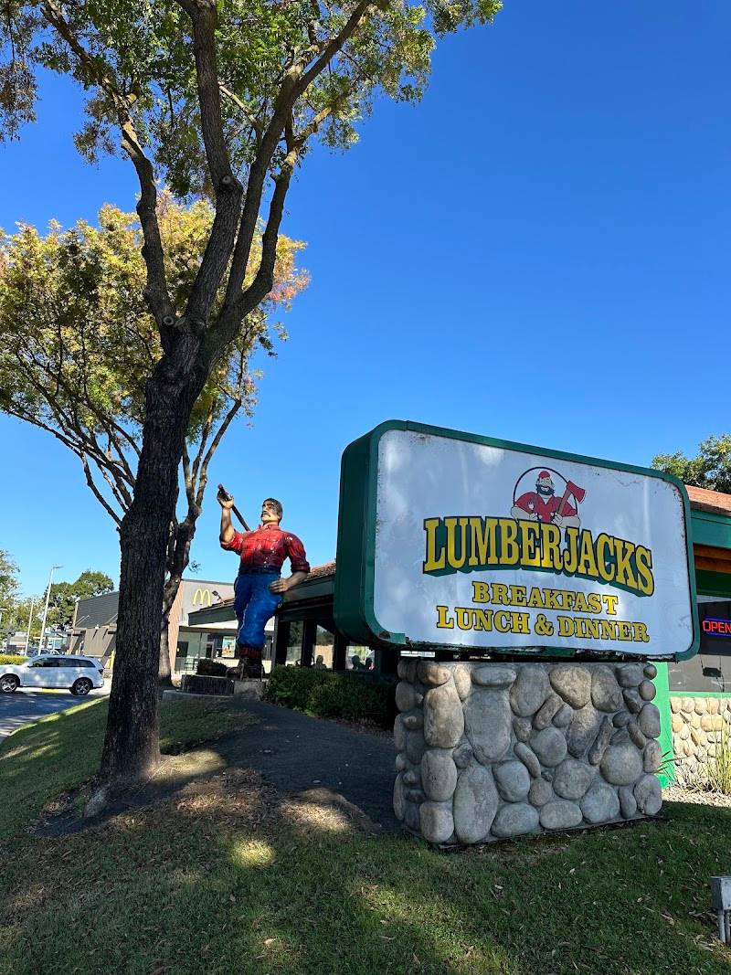 Lumberjacks Restaurant restaurant in Stockton - photo 3