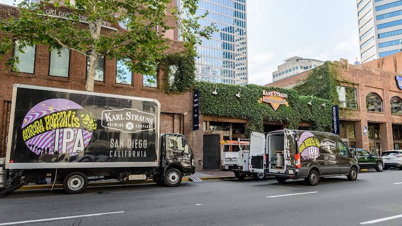 Karl Strauss Brewing Company restaurant in San Diego - photo 4