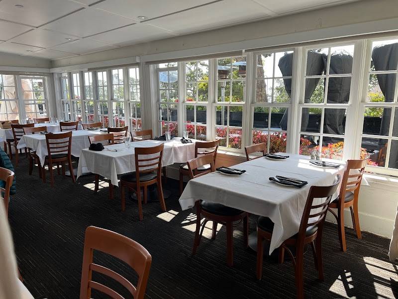Il Fornaio Carmel restaurant in Carmel-by-the-Sea - photo 3