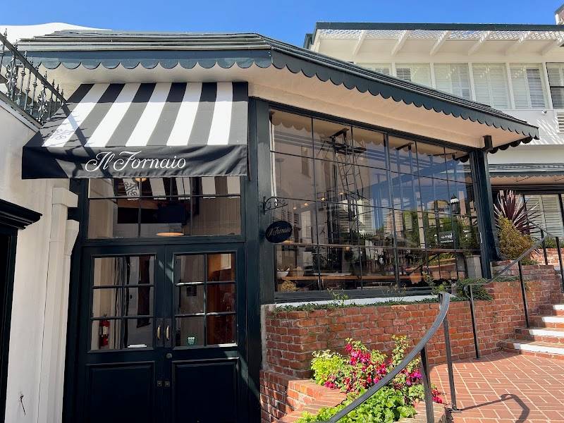 Il Fornaio Carmel restaurant in Carmel-by-the-Sea - photo 5