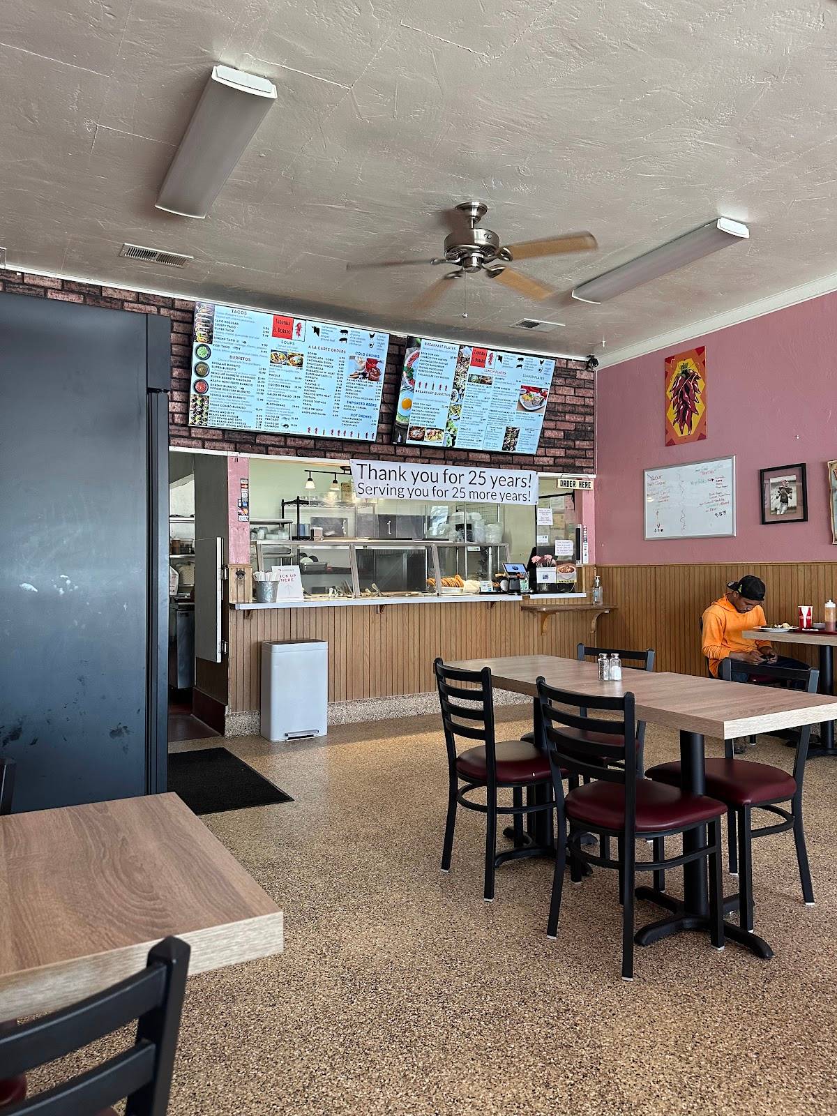 Taqueria El Dorado restaurant in San Jose - photo 3