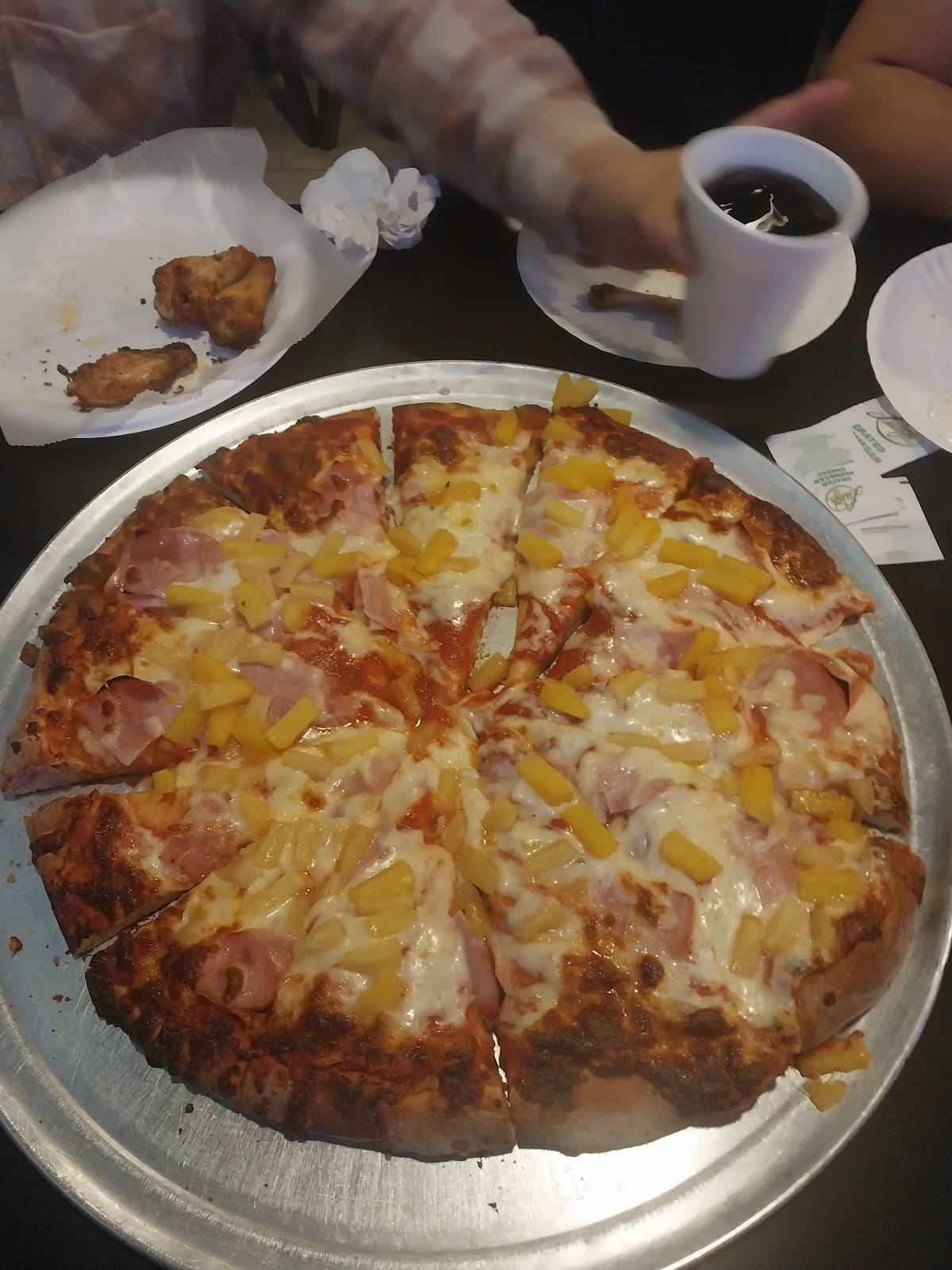 Rio's Pizza restaurant in Montebello - photo 5