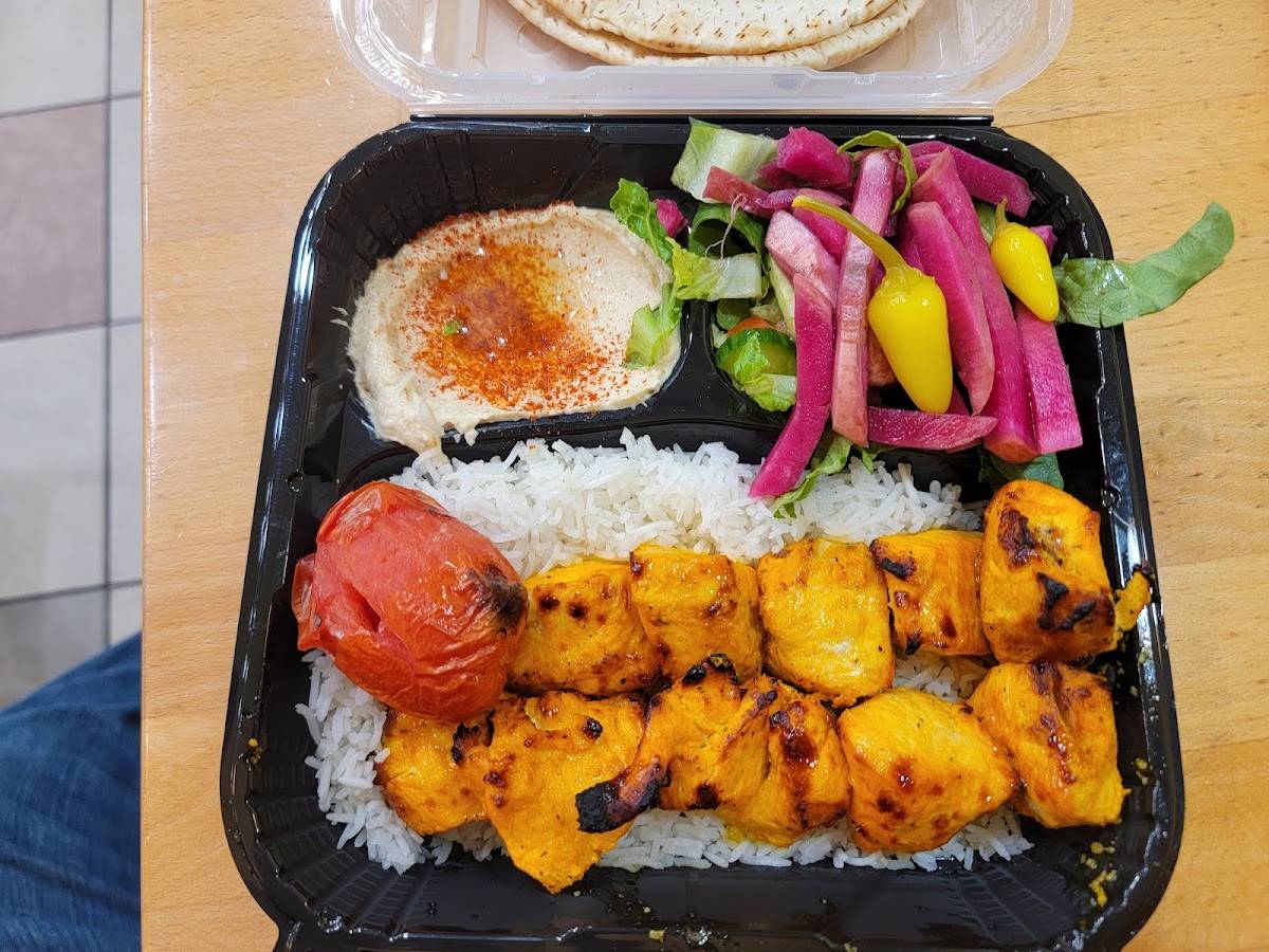 Zankou Chicken restaurant in Montebello - photo 2