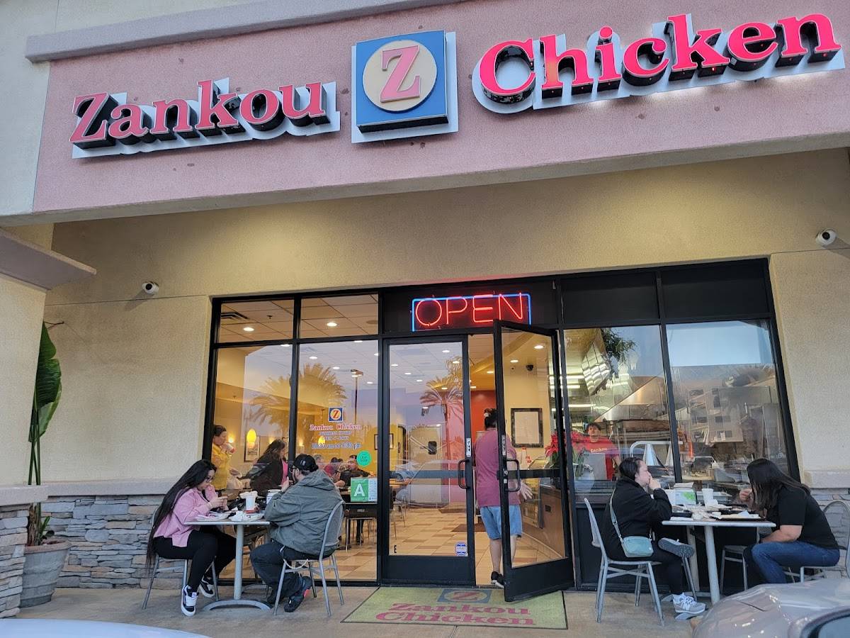 Zankou Chicken restaurant in Montebello - photo 6