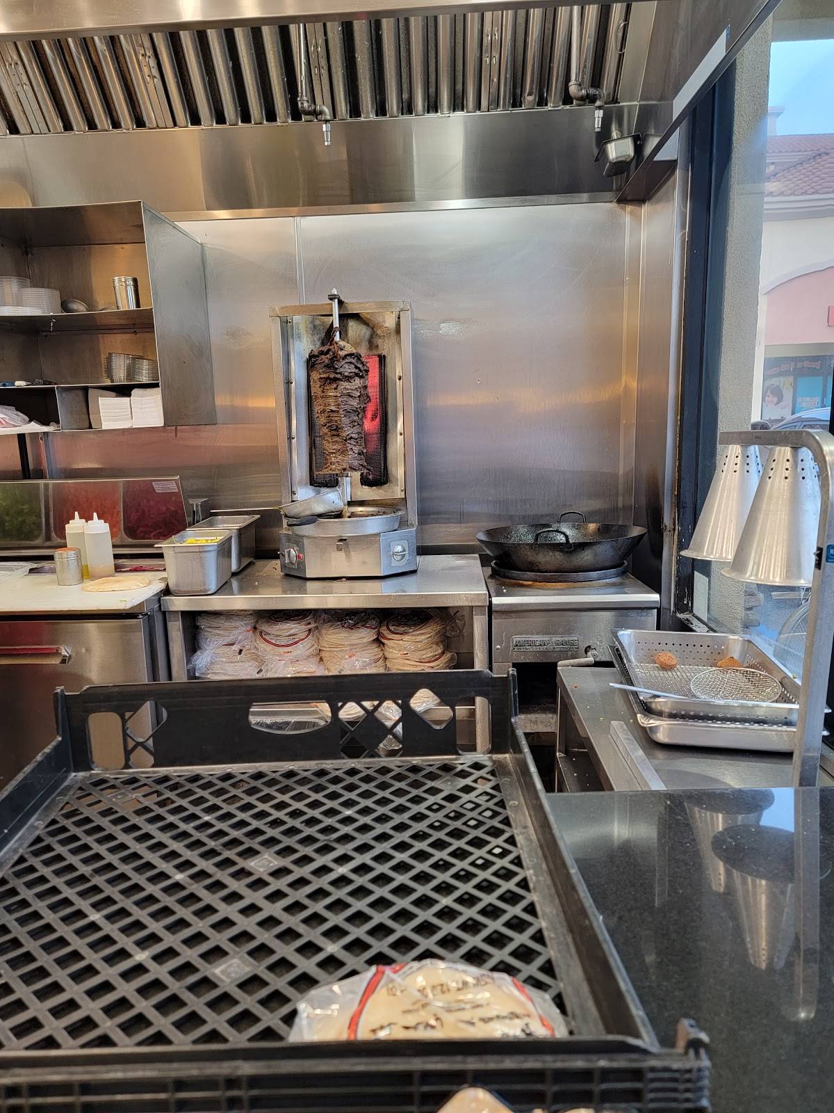 Zankou Chicken restaurant in Montebello - photo 10