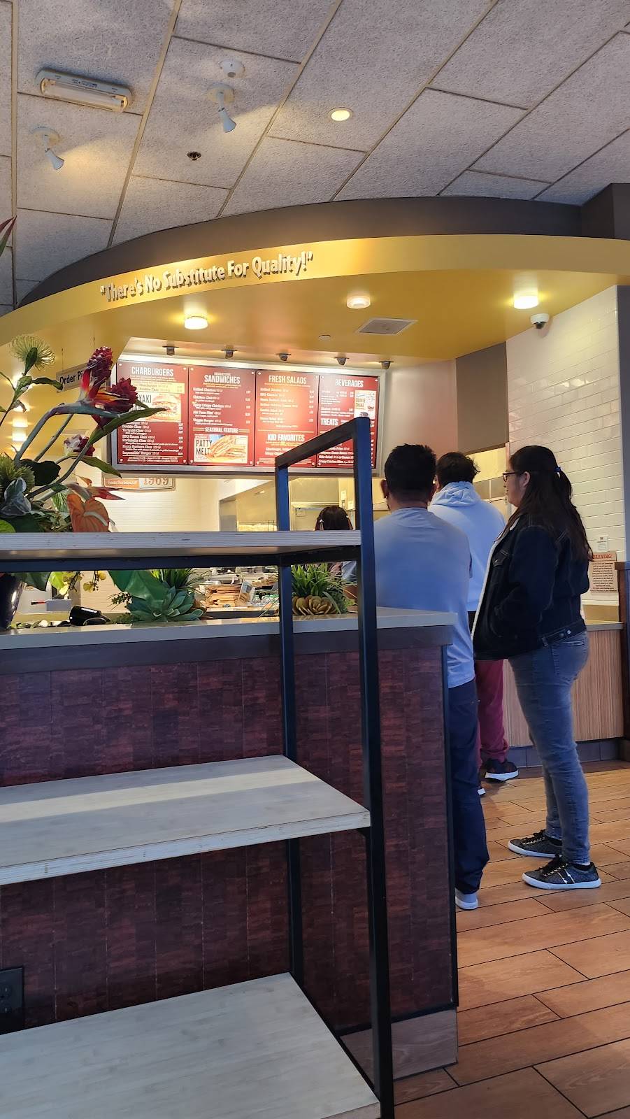 Chipotle Mexican Grill restaurant in Montebello - photo 5