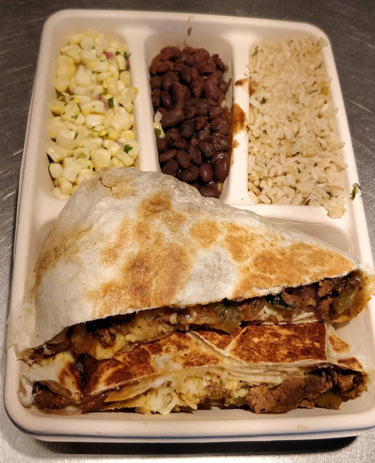 Chipotle Mexican Grill restaurant in Montebello - photo 7