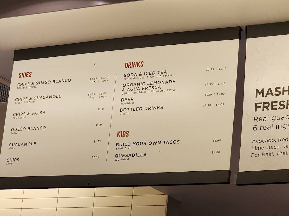 Chipotle Mexican Grill restaurant in Montebello - photo 8