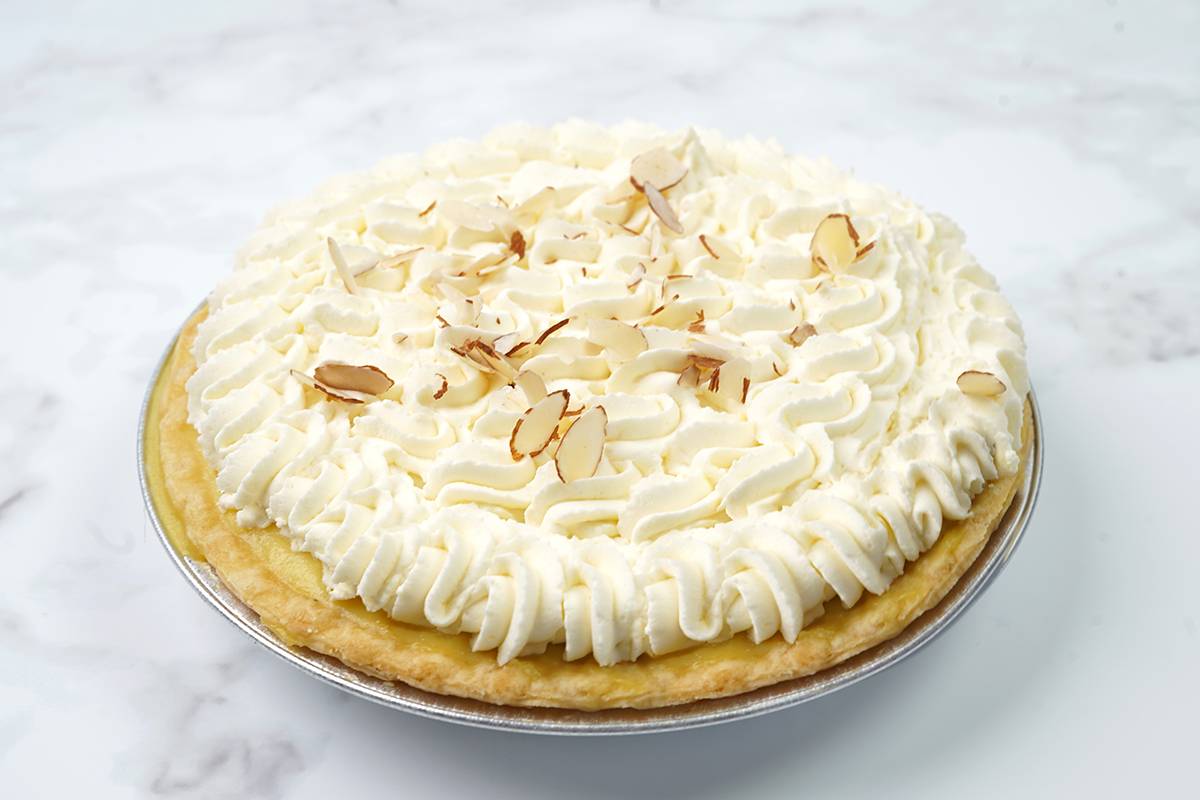 Polly's Pies Restaurant & Bakery restaurant in Montebello - photo 9