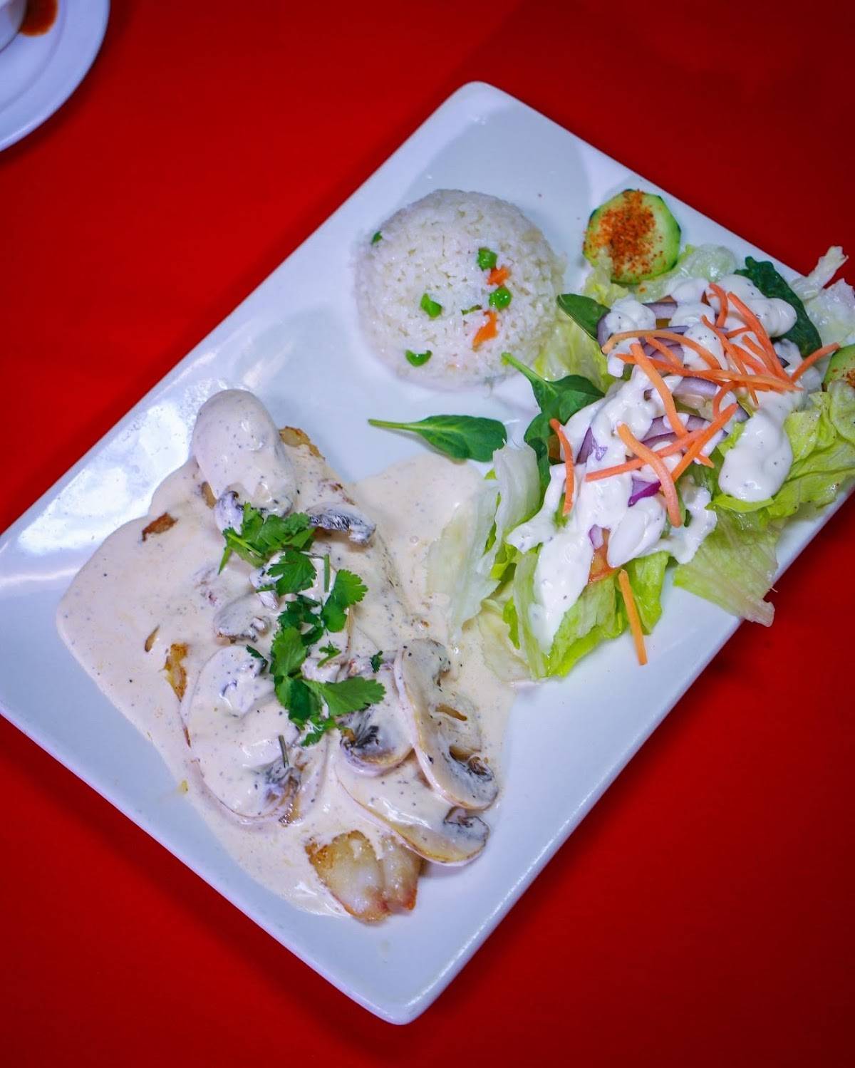 Crabby's Seafood & More restaurant in Montebello - photo 7