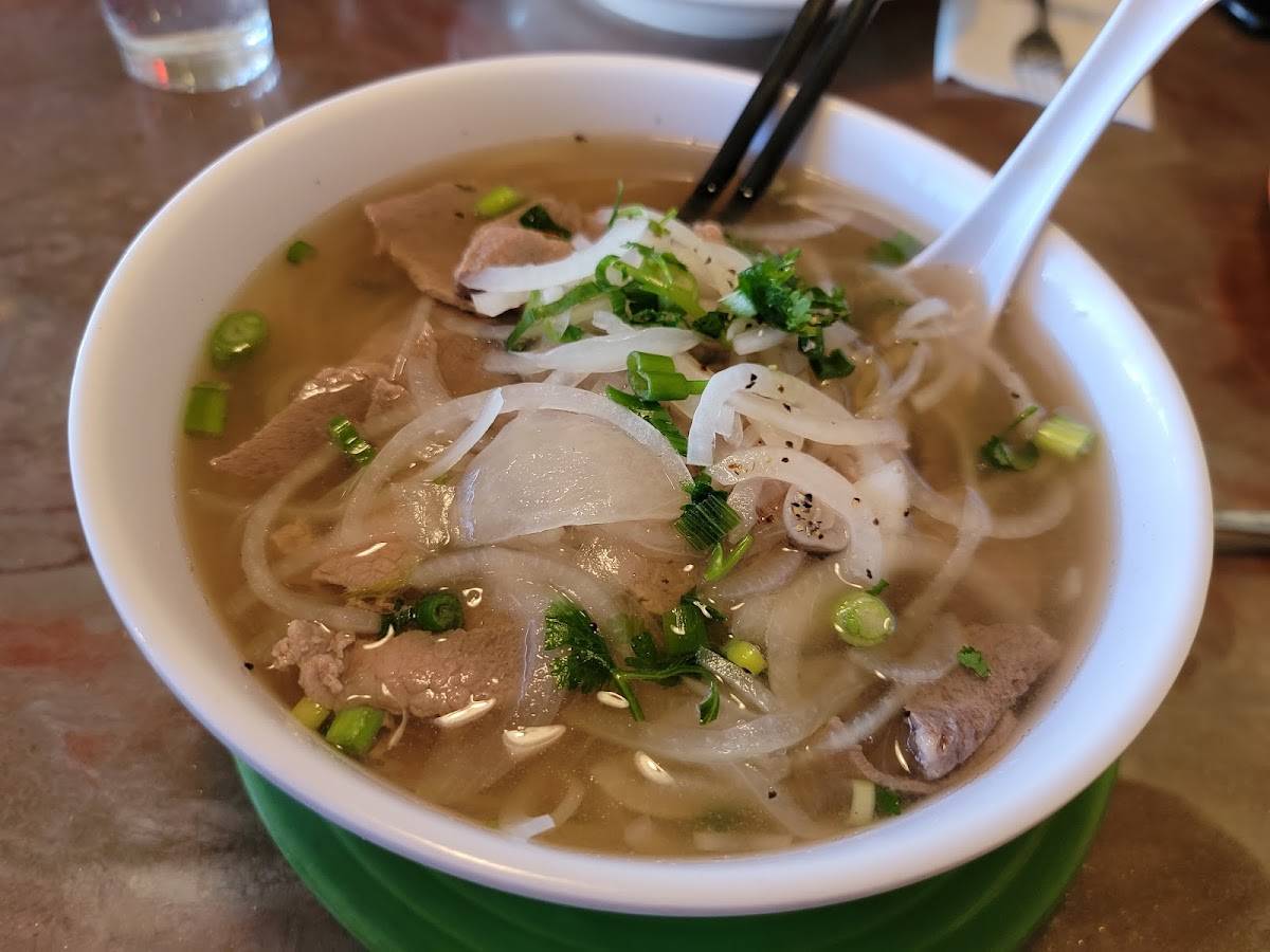 Chez Thuy Restaurant restaurant in Boulder - photo 2