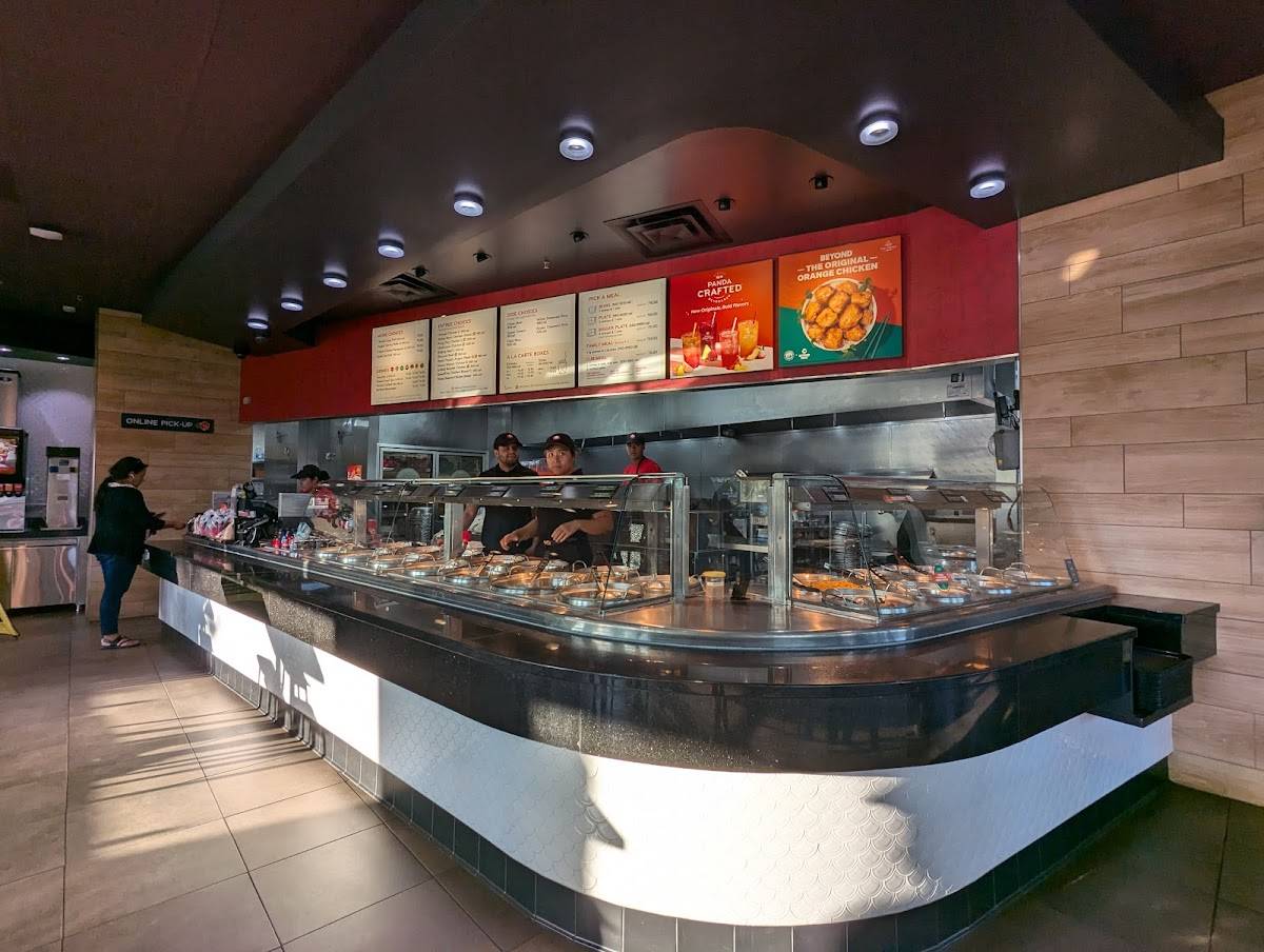 Panda Express restaurant in Boulder - photo 3
