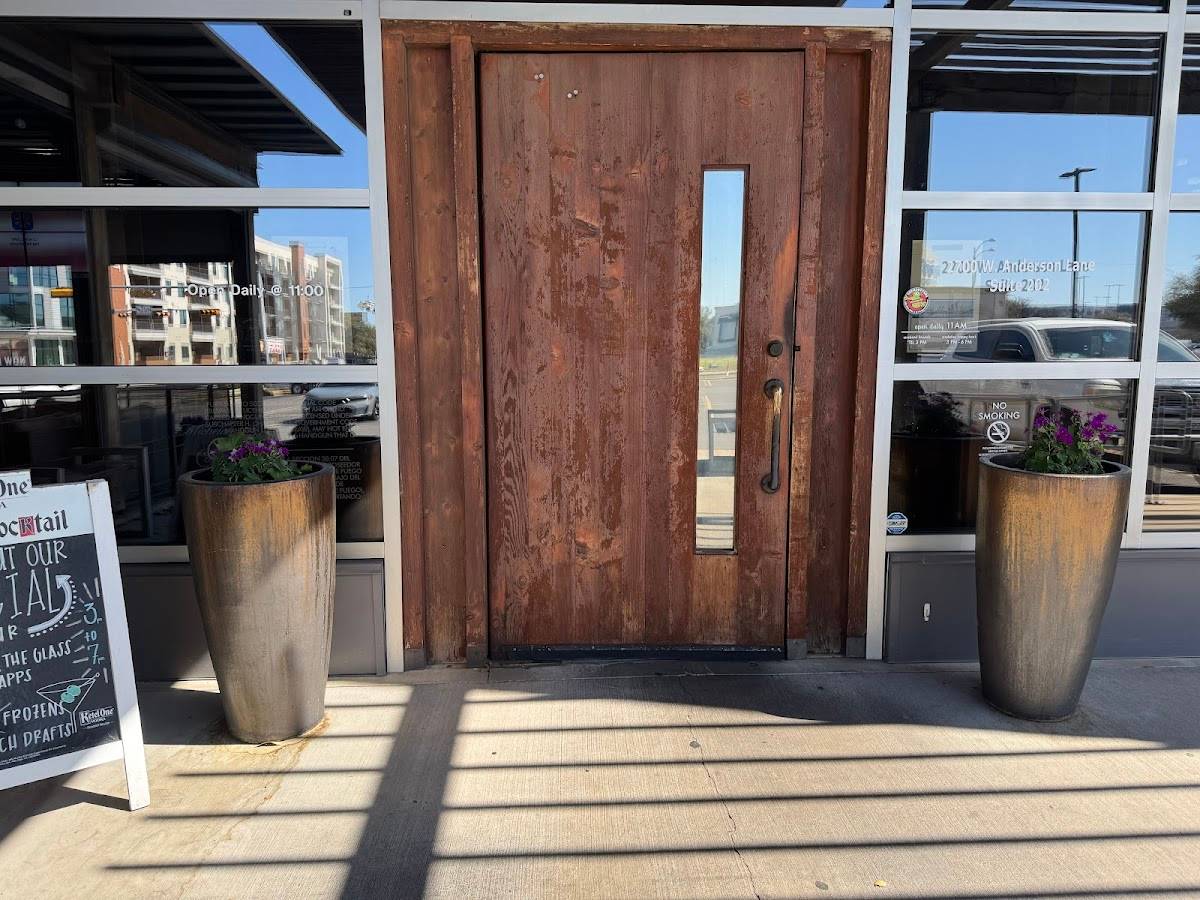 COVER 3 Anderson Lane restaurant in Austin - photo 2