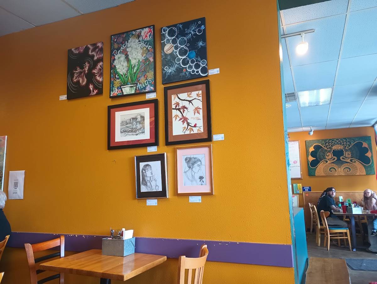 Walnut Cafe restaurant in Boulder - photo 5