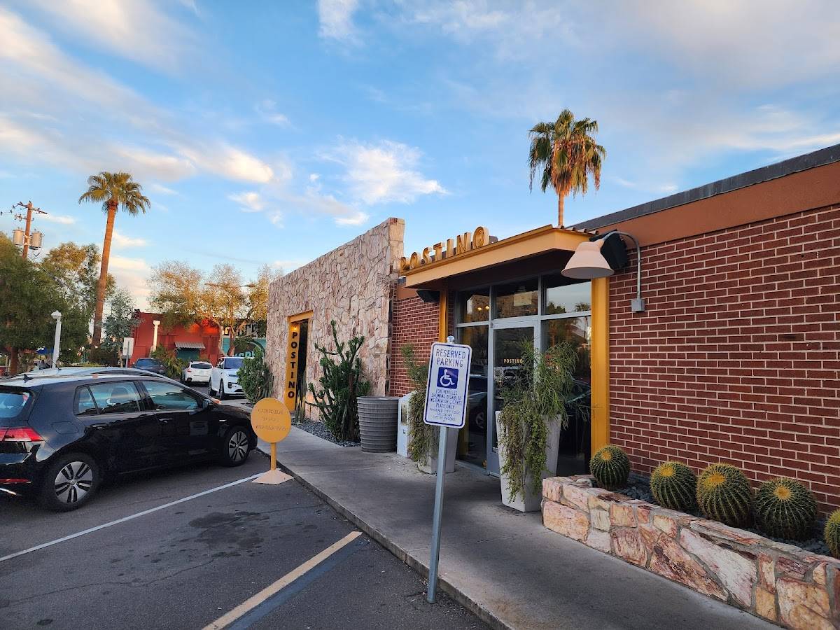 Postino Arcadia restaurant in Phoenix - photo 4