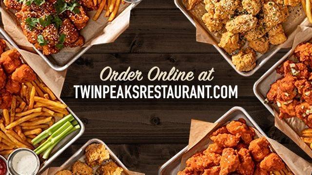 Twin Peaks restaurant in Phoenix - photo 2