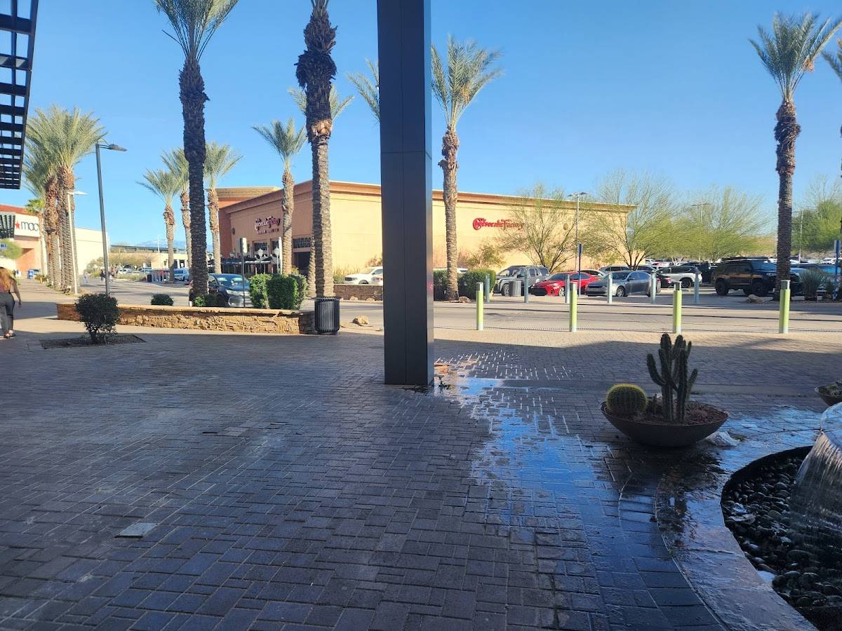 The Cheesecake Factory restaurant in Tucson - photo 4