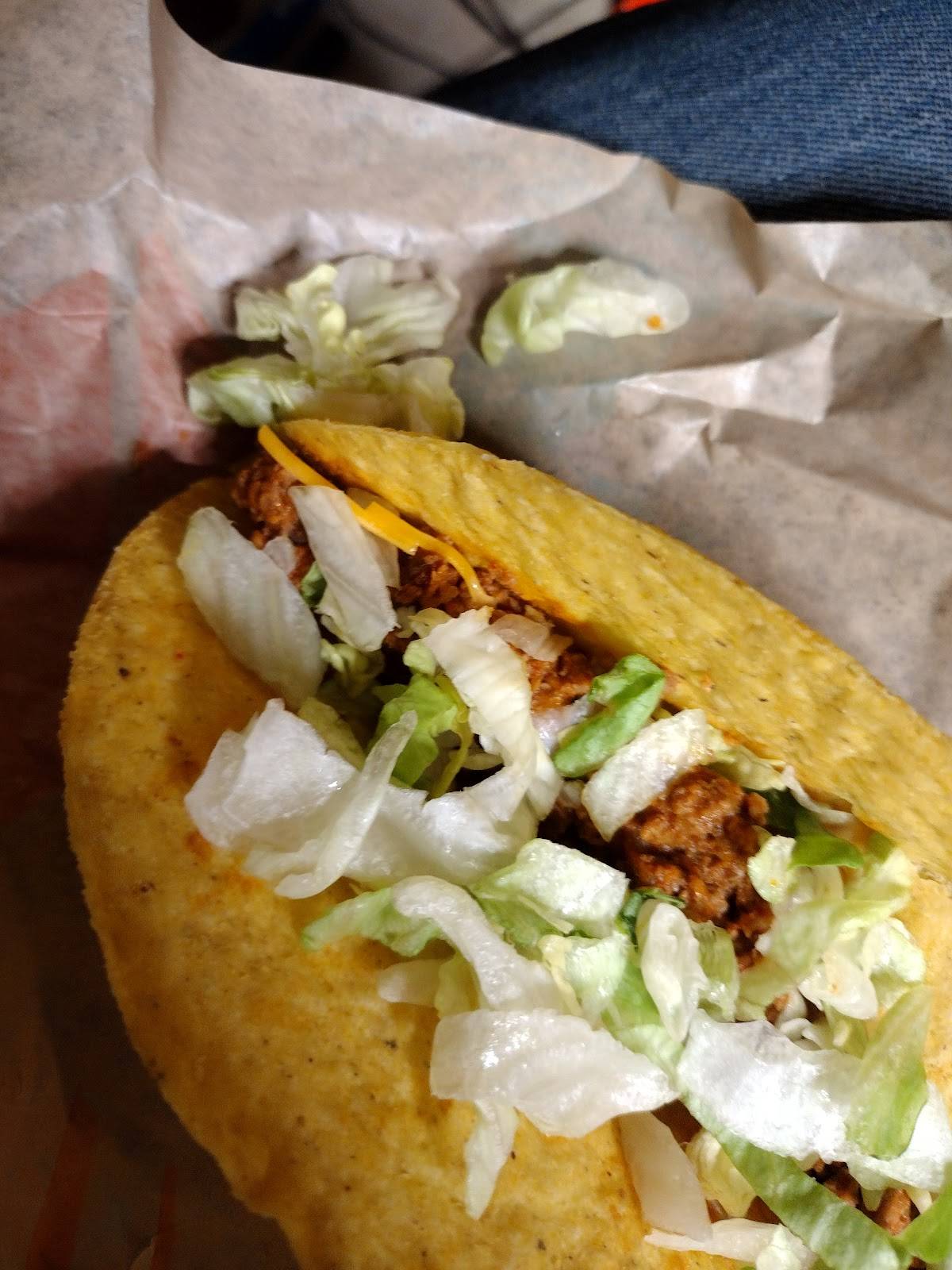 Taco Bell restaurant in Tucson - photo 4