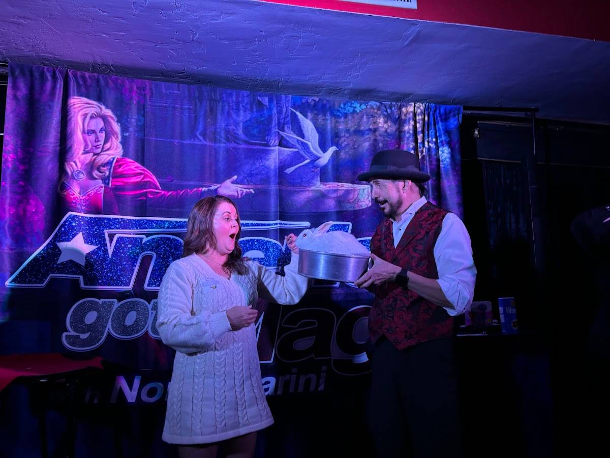 Mystery & Magic Dinner Theater Playhouse restaurant in Tucson - photo 4