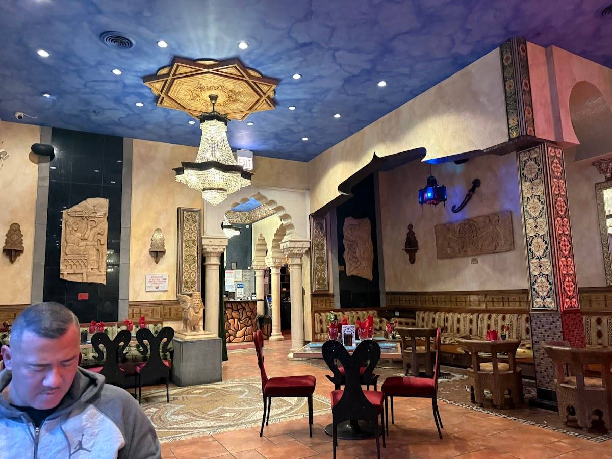 Alhambra Palace Restaurant restaurant in Chicago - photo 5