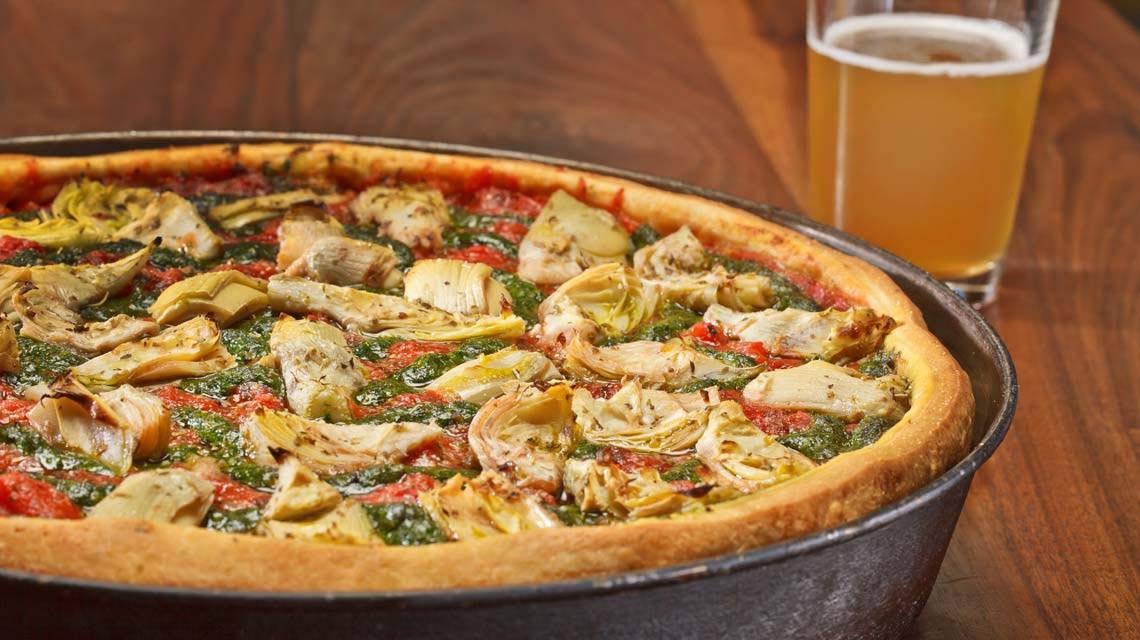 Zachary's Chicago Pizza restaurant in Berkeley - photo 3