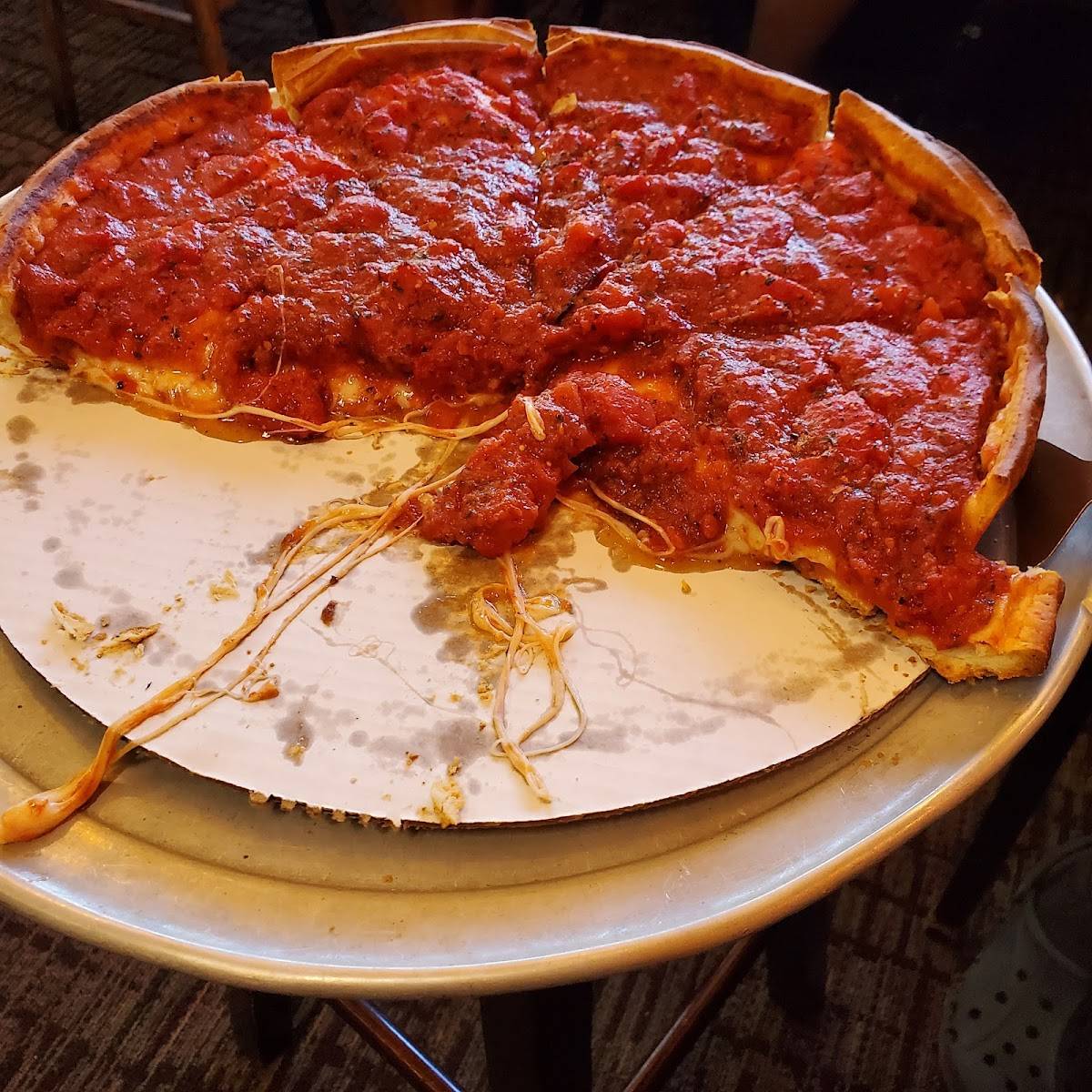 Zachary's Chicago Pizza restaurant in Berkeley - photo 4
