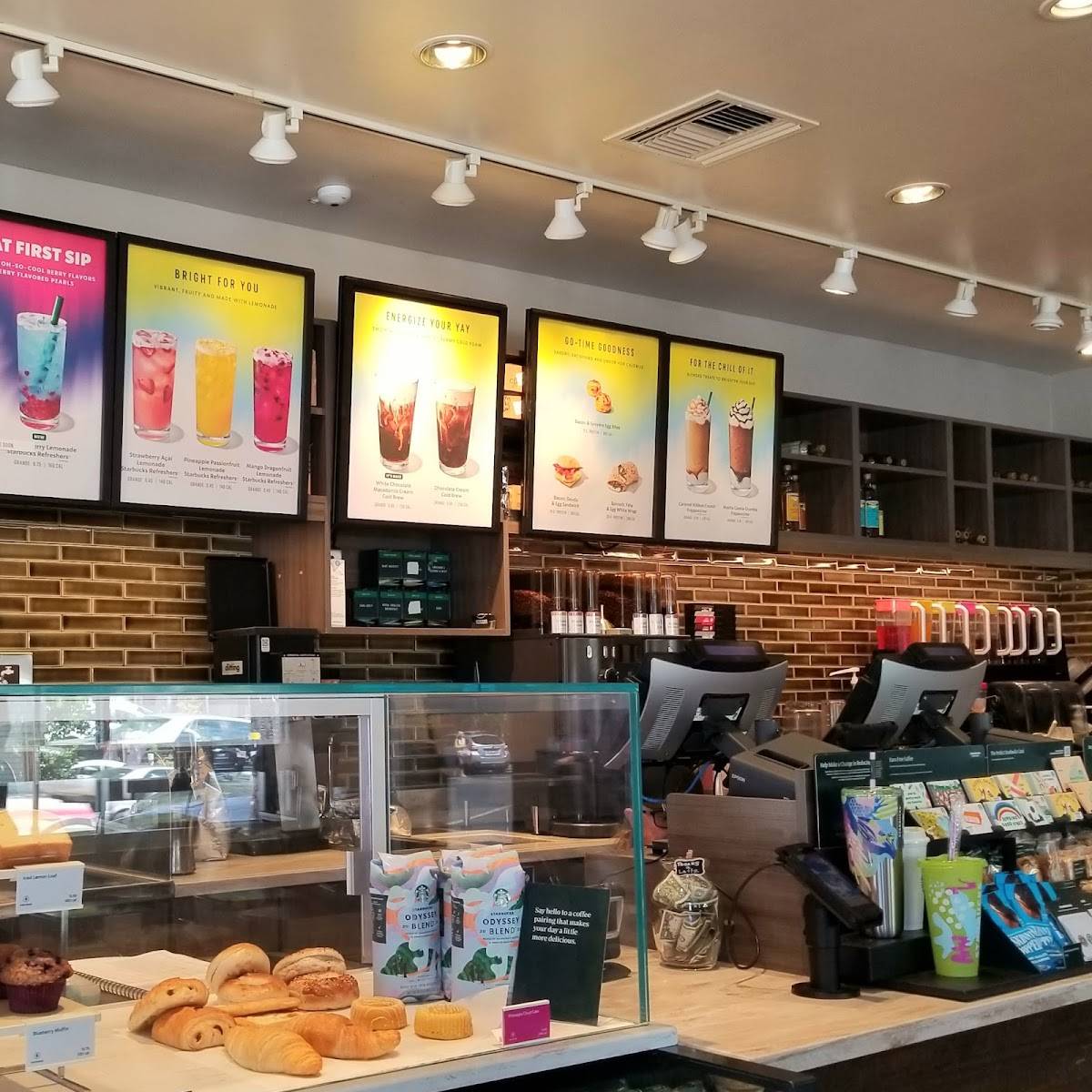 Starbucks restaurant in Berkeley - photo 3