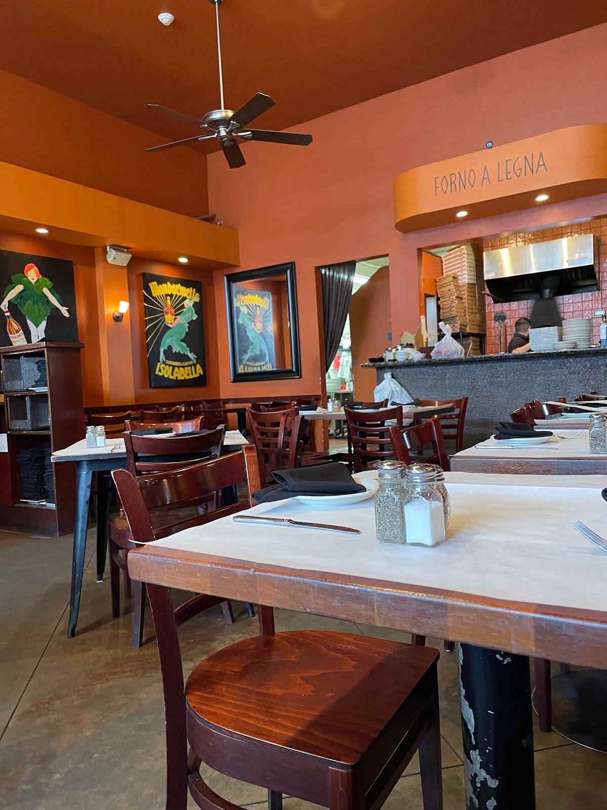 Cugini restaurant in Berkeley - photo 3