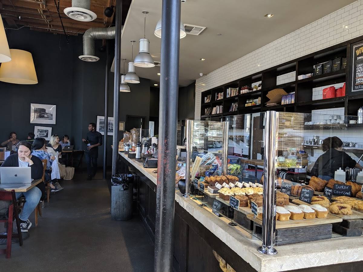 AKASHA restaurant in Culver City - photo 4