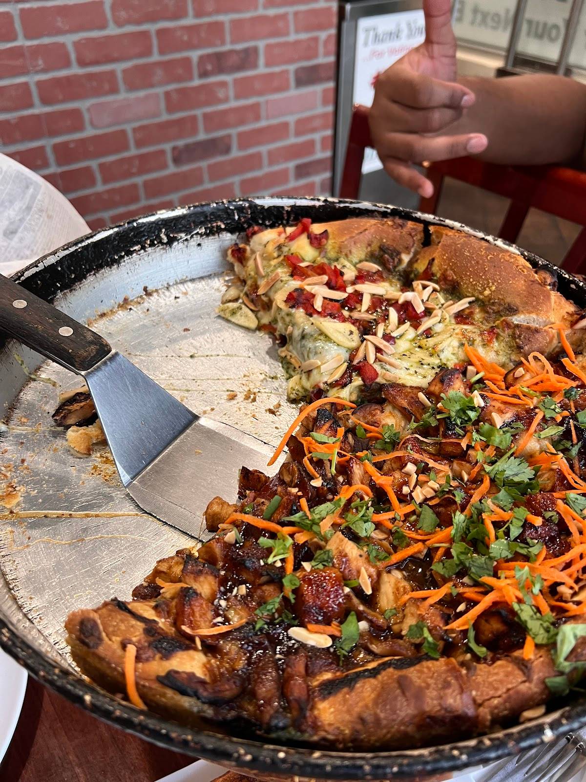 Pizz'a Chicago restaurant in Palo Alto - photo 3