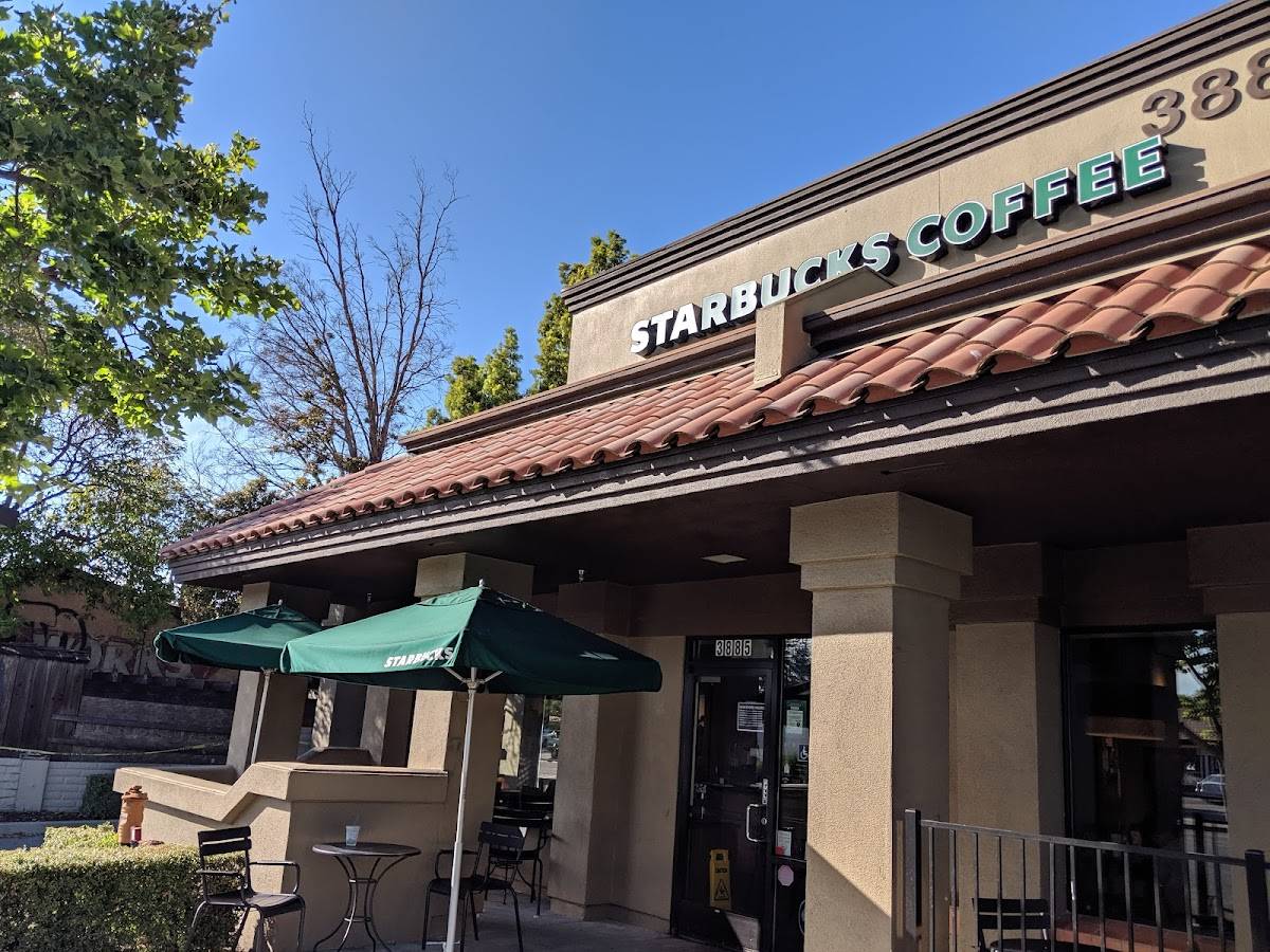 Starbucks restaurant in Palo Alto - photo 3