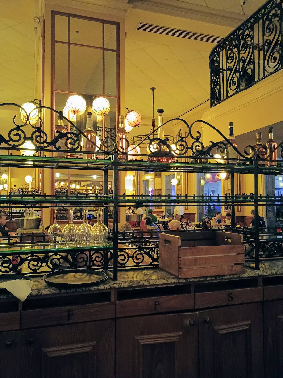 Bourbon House restaurant in New Orleans - photo 2