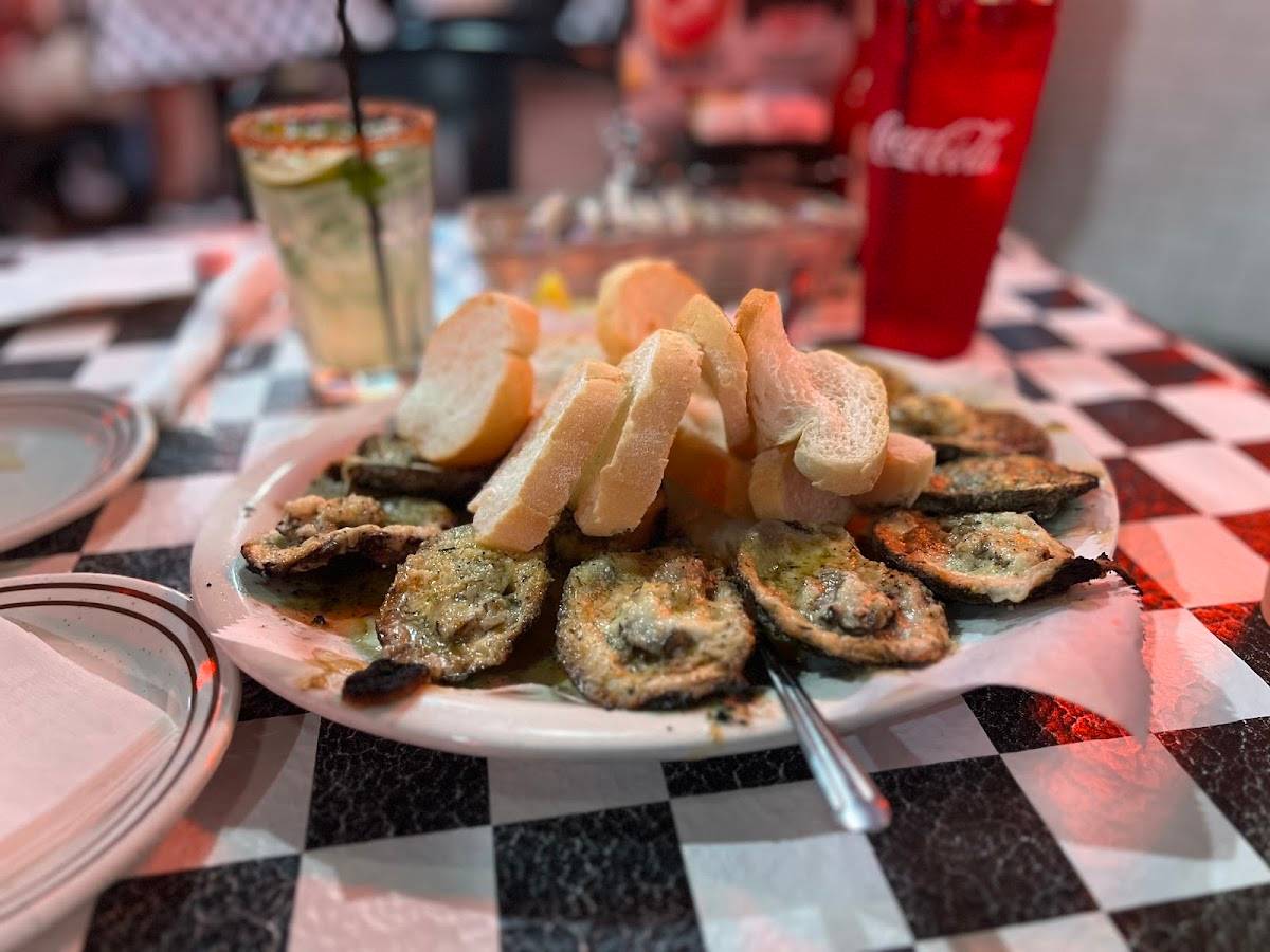 Acme Oyster House restaurant in New Orleans - photo 3