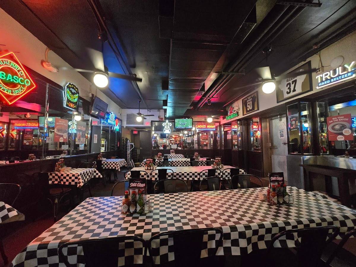 Acme Oyster House restaurant in New Orleans - photo 4