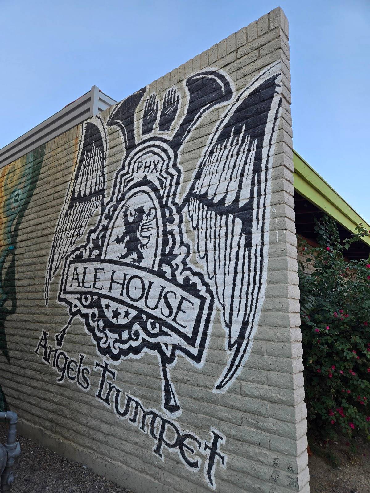 Angel's Trumpet Ale House restaurant in Phoenix - photo 4