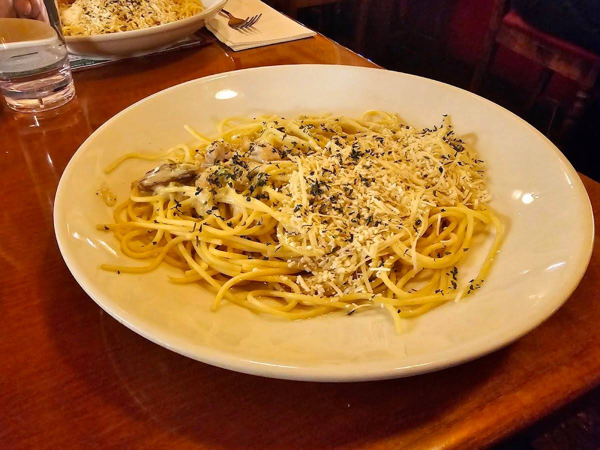 The Old Spaghetti Factory restaurant in Phoenix - photo 4