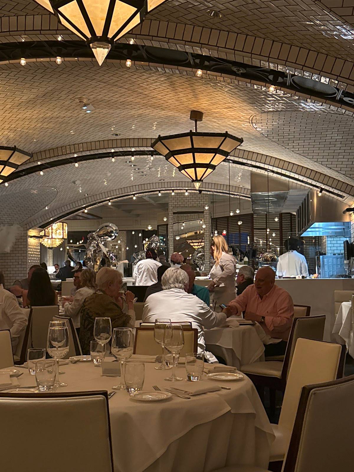 Lobster Bar Sea Grille restaurant in Fort Lauderdale - photo 5