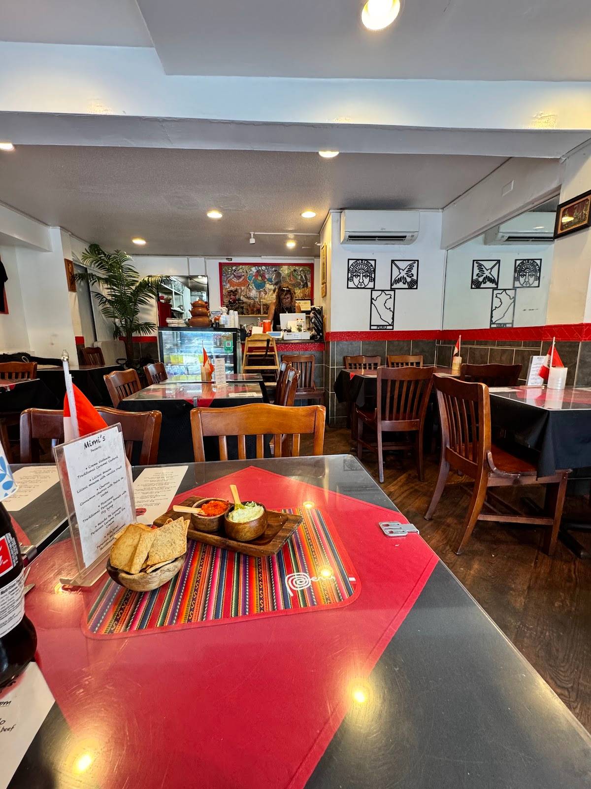 Mimi's Peruvian Cuisine restaurant in Honolulu - photo 5