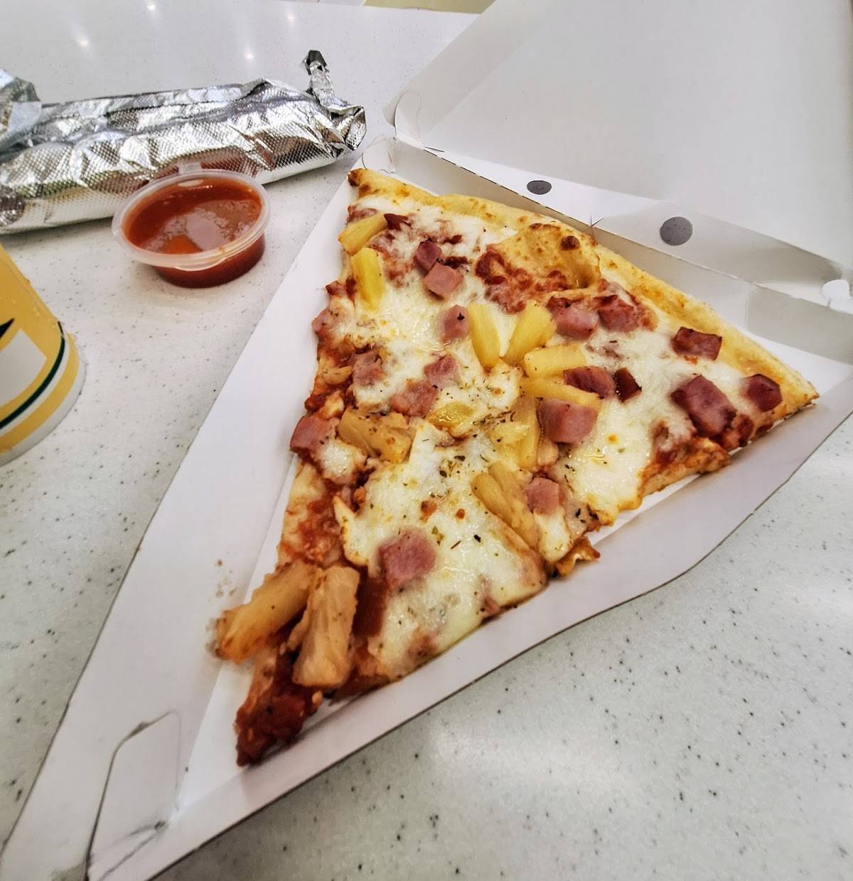 Sbarro restaurant in Honolulu - photo 4