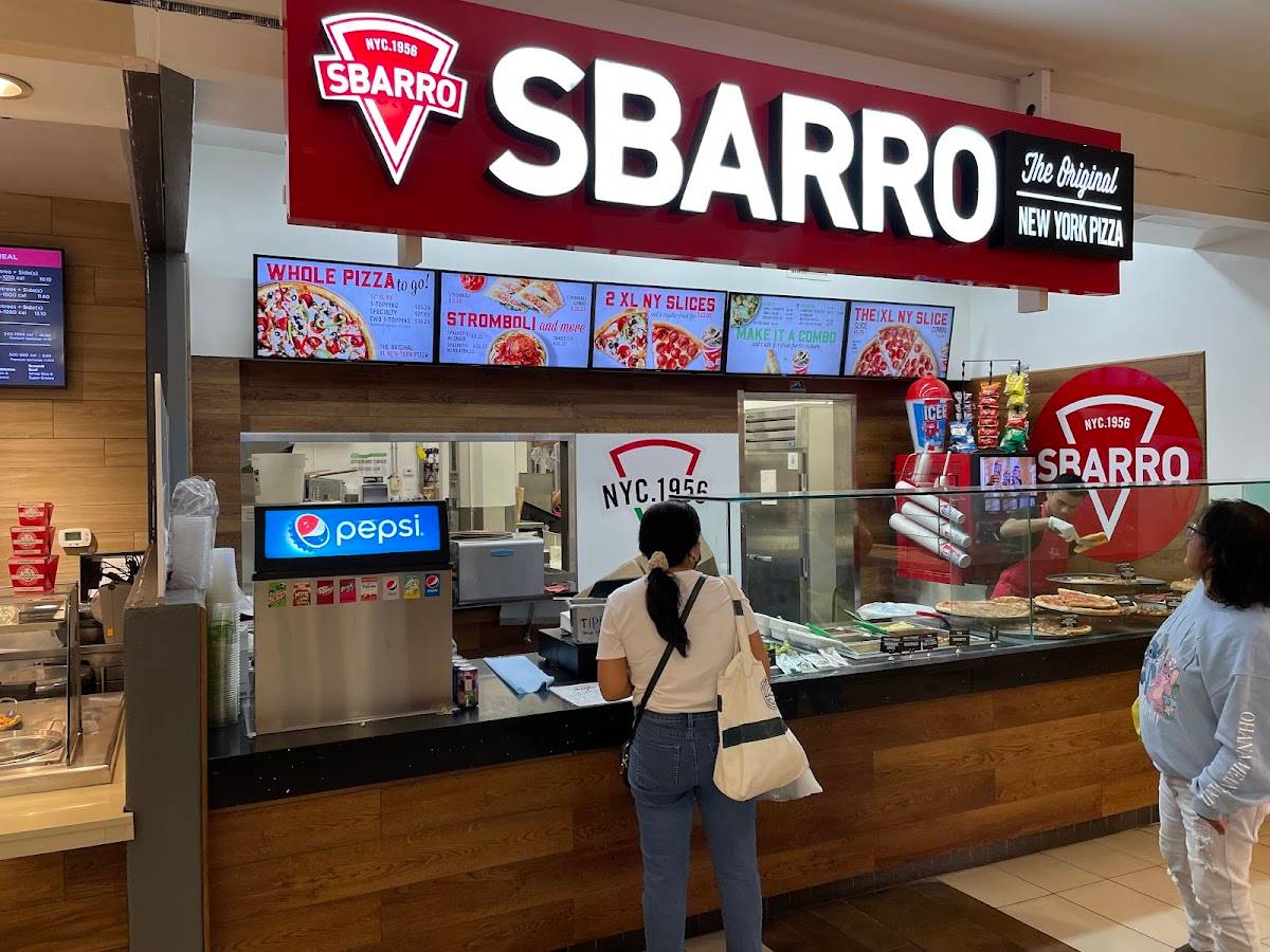 Sbarro restaurant in Honolulu - photo 5
