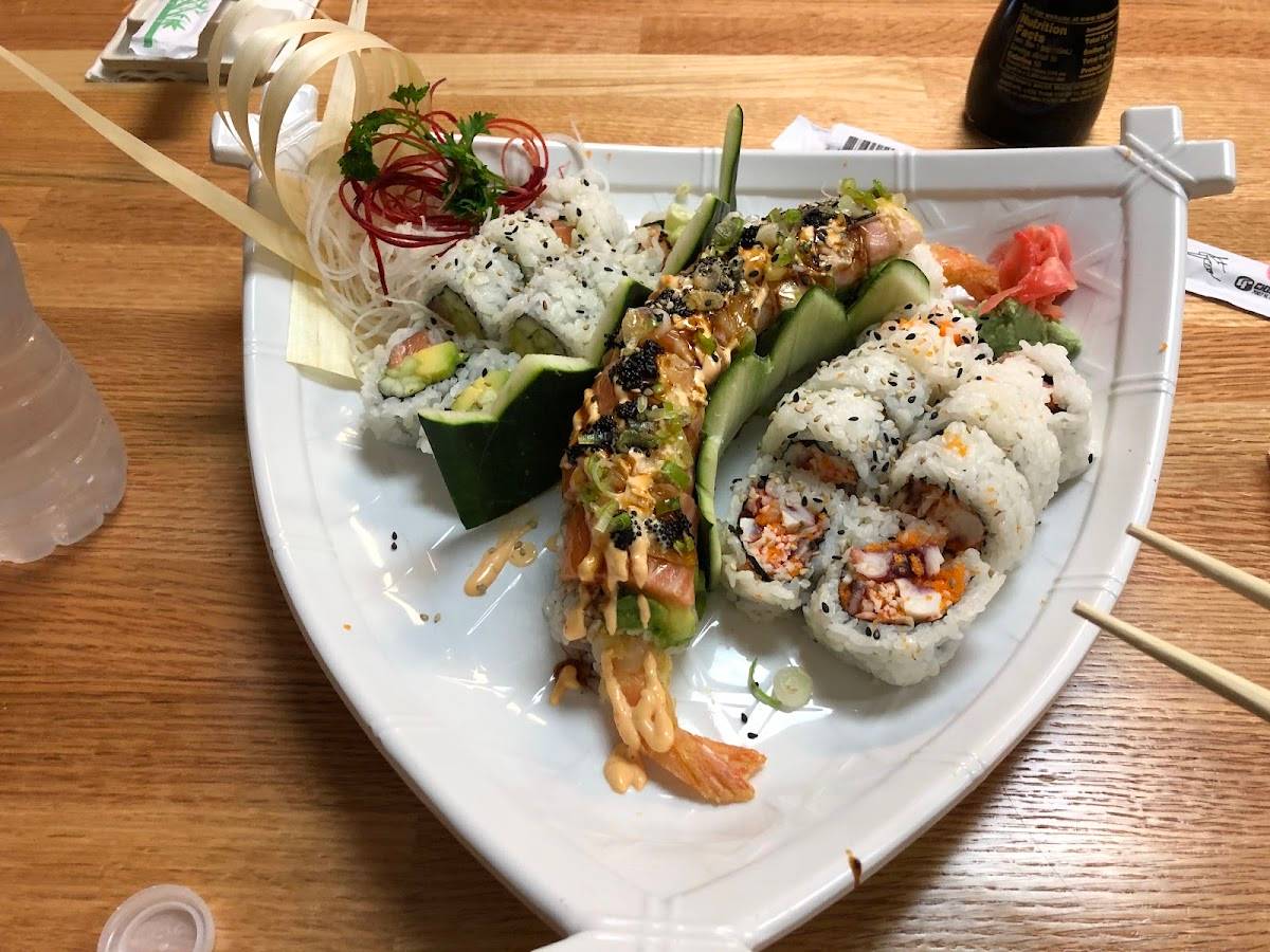 Happy Sushi restaurant in Springfield - photo 2