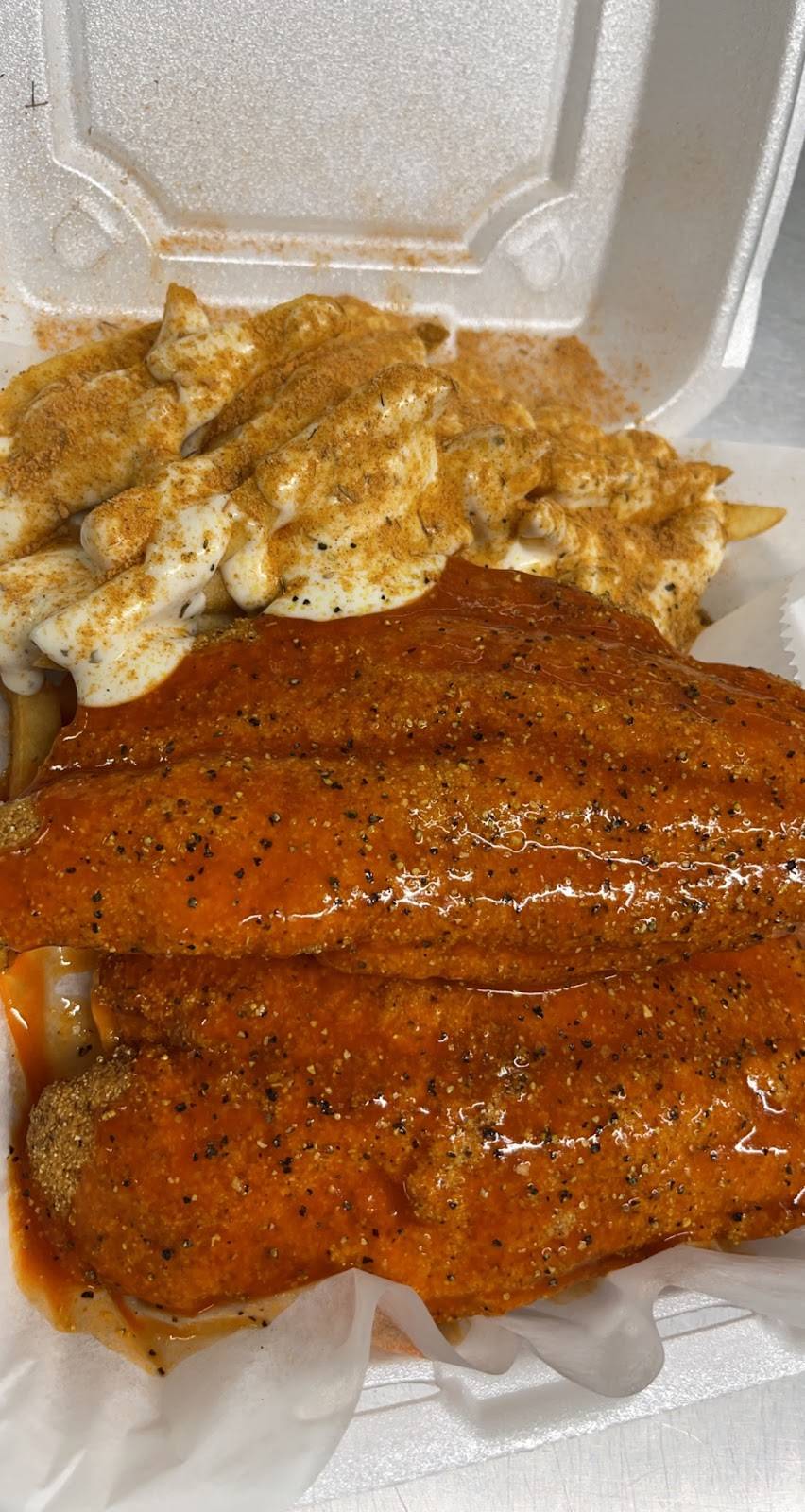 Express Chicken & Shrimp restaurant in Springfield - photo 4