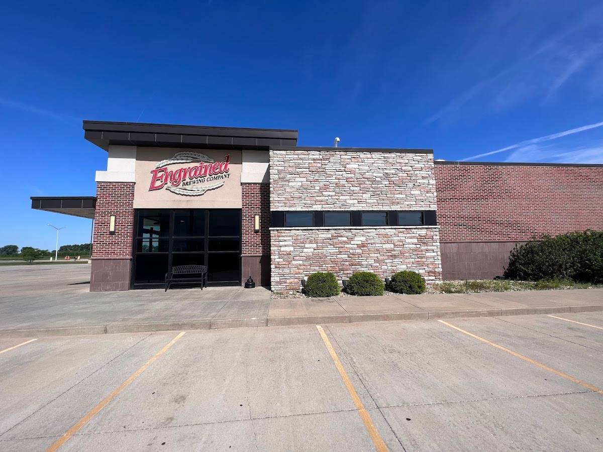 Engrained Brewing Company restaurant in Springfield - photo 4