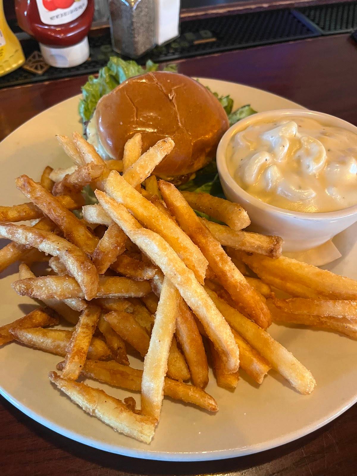 Engrained Brewing Company restaurant in Springfield - photo 5