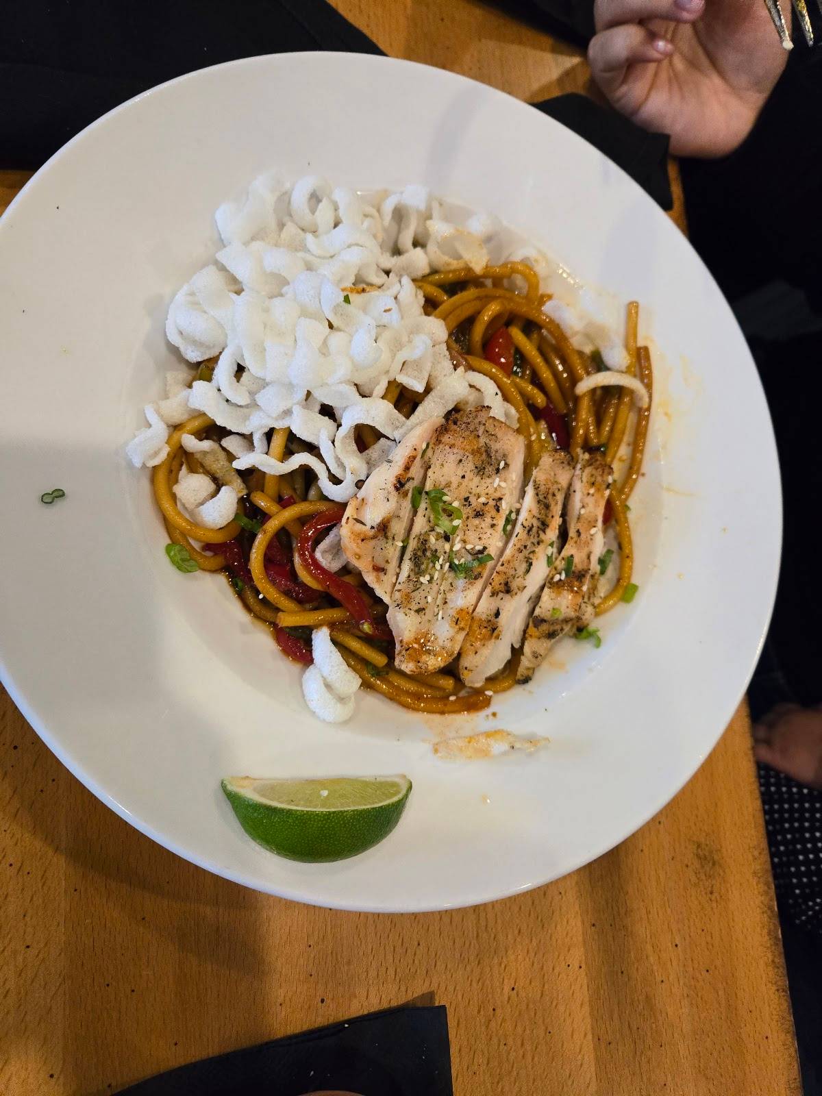 Legacy Pointe Eatery restaurant in Springfield - photo 4