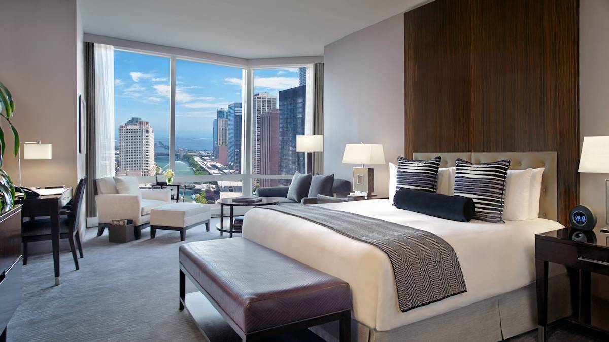 Trump International Hotel & Tower® Chicago restaurant in Chicago - photo 2