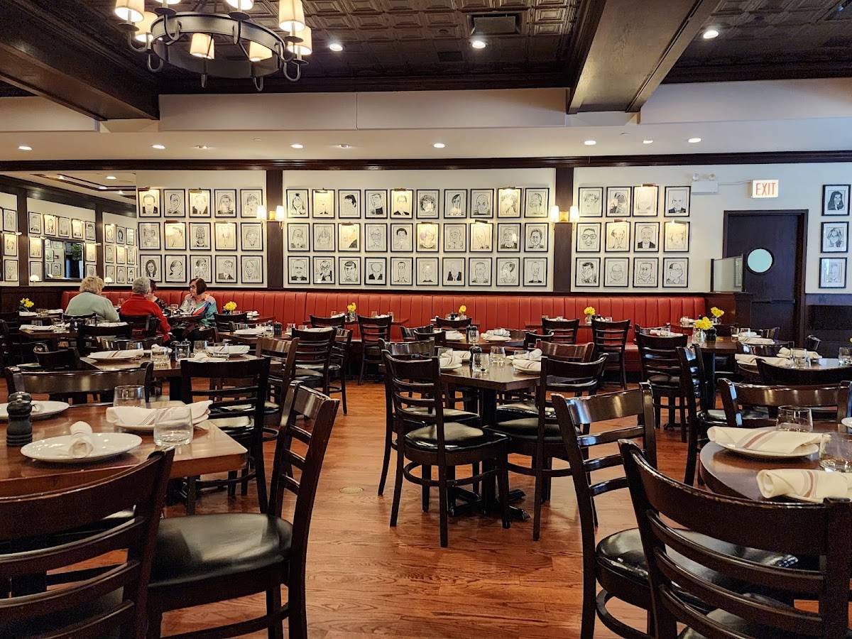 Petterinos restaurant in Chicago - photo 2