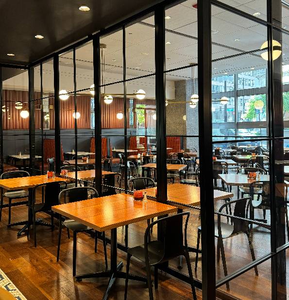 One North Kitchen & Bar restaurant in Chicago - photo 3