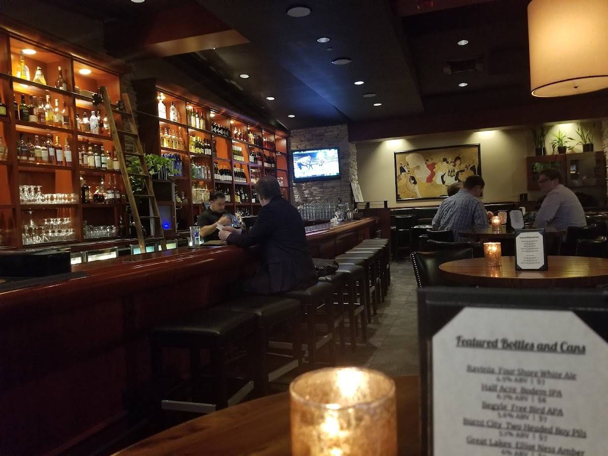 One North Kitchen & Bar restaurant in Chicago - photo 5