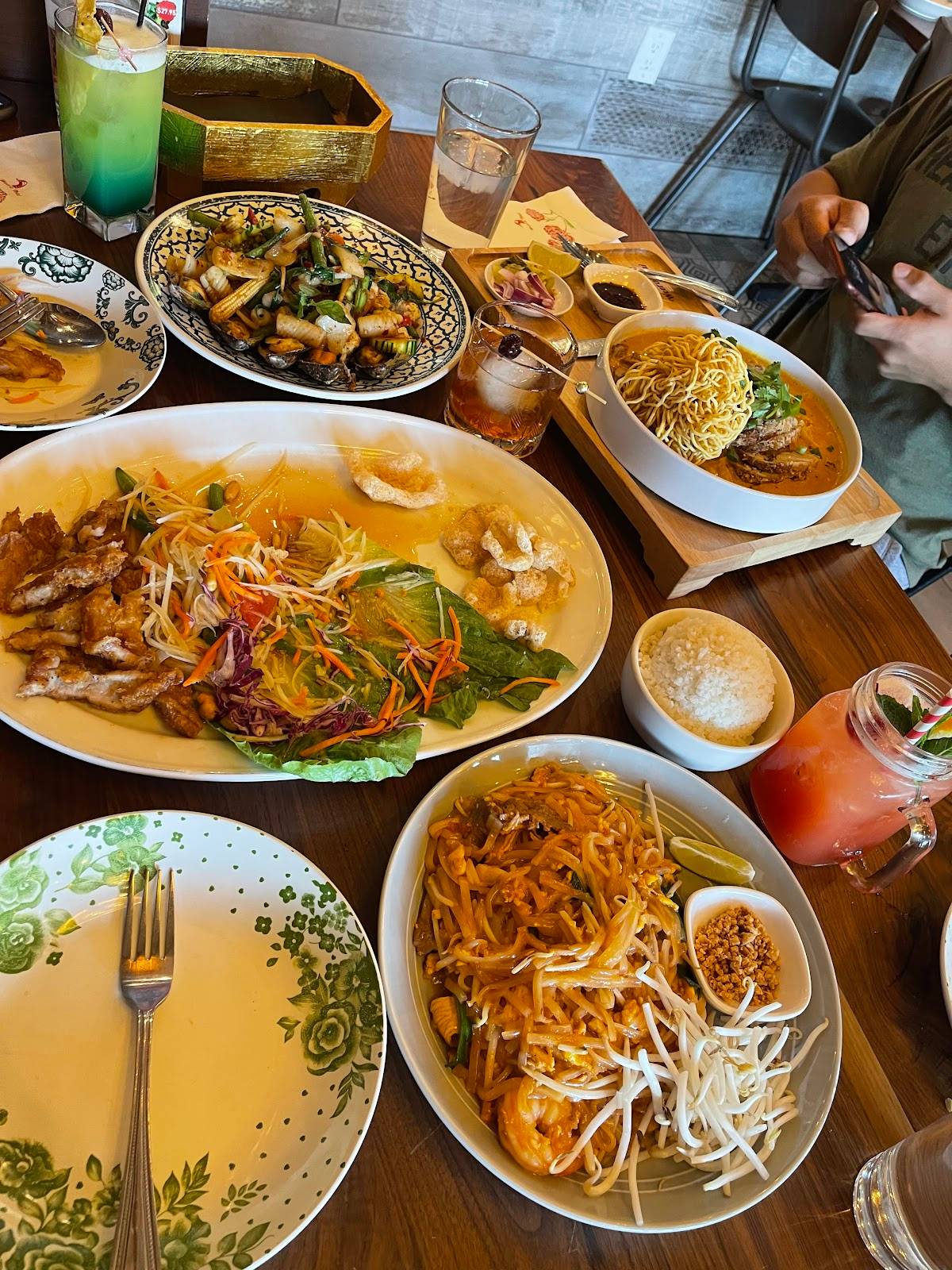 Weera Thai Restaurant restaurant in Las Vegas - photo 3